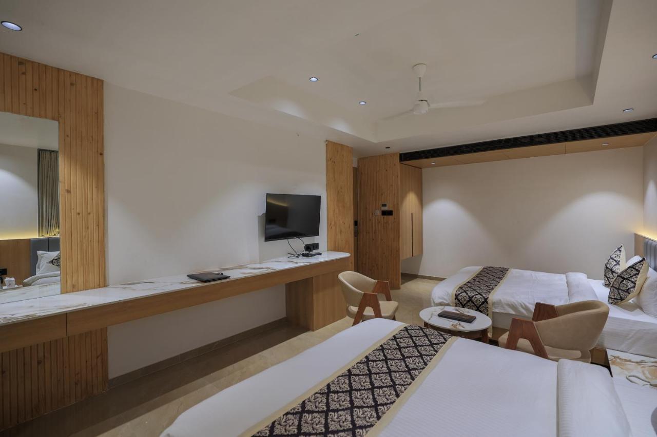 Hotel Aditya Mansingh Inn Somnāth 외부 사진