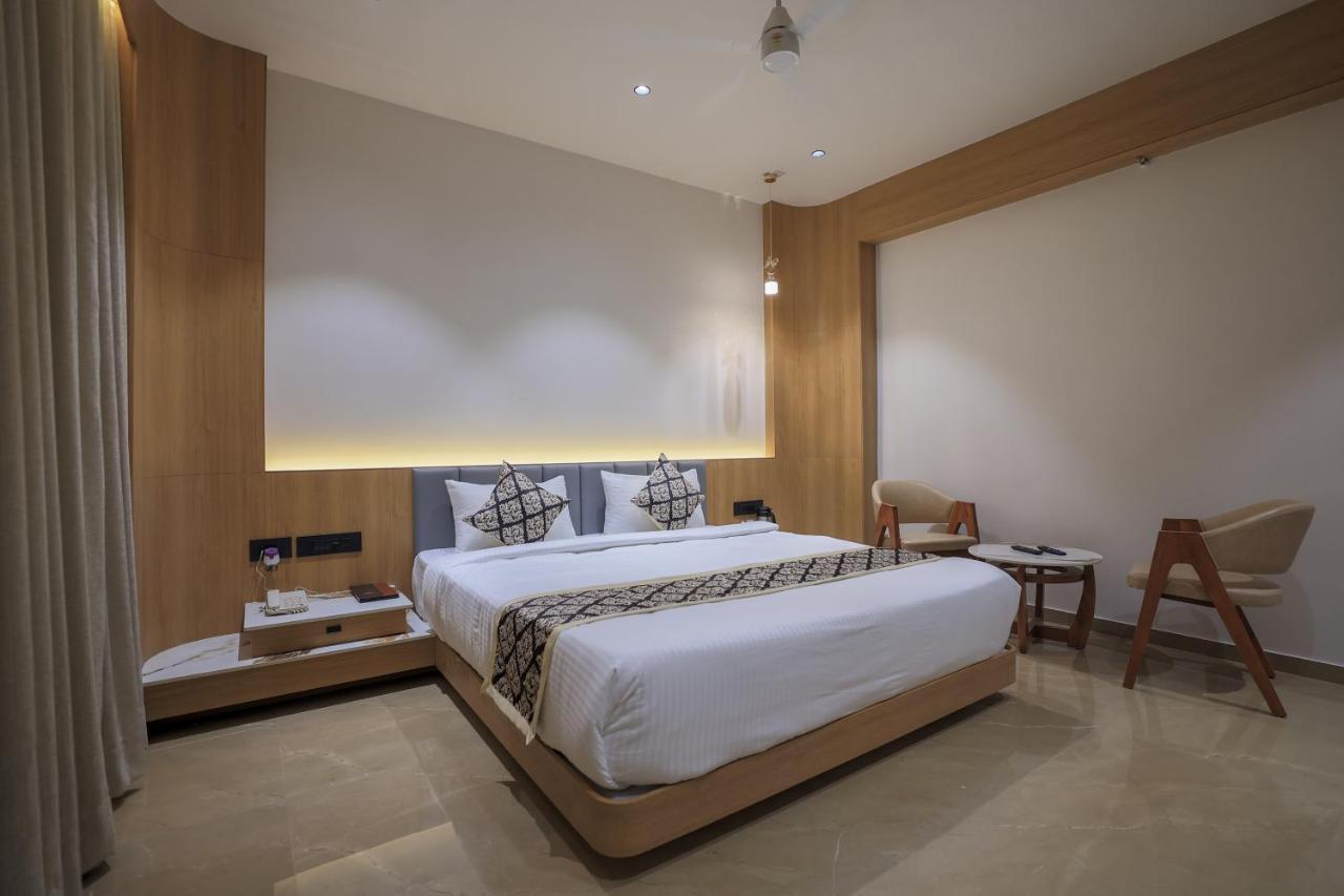 Hotel Aditya Mansingh Inn Somnāth 외부 사진