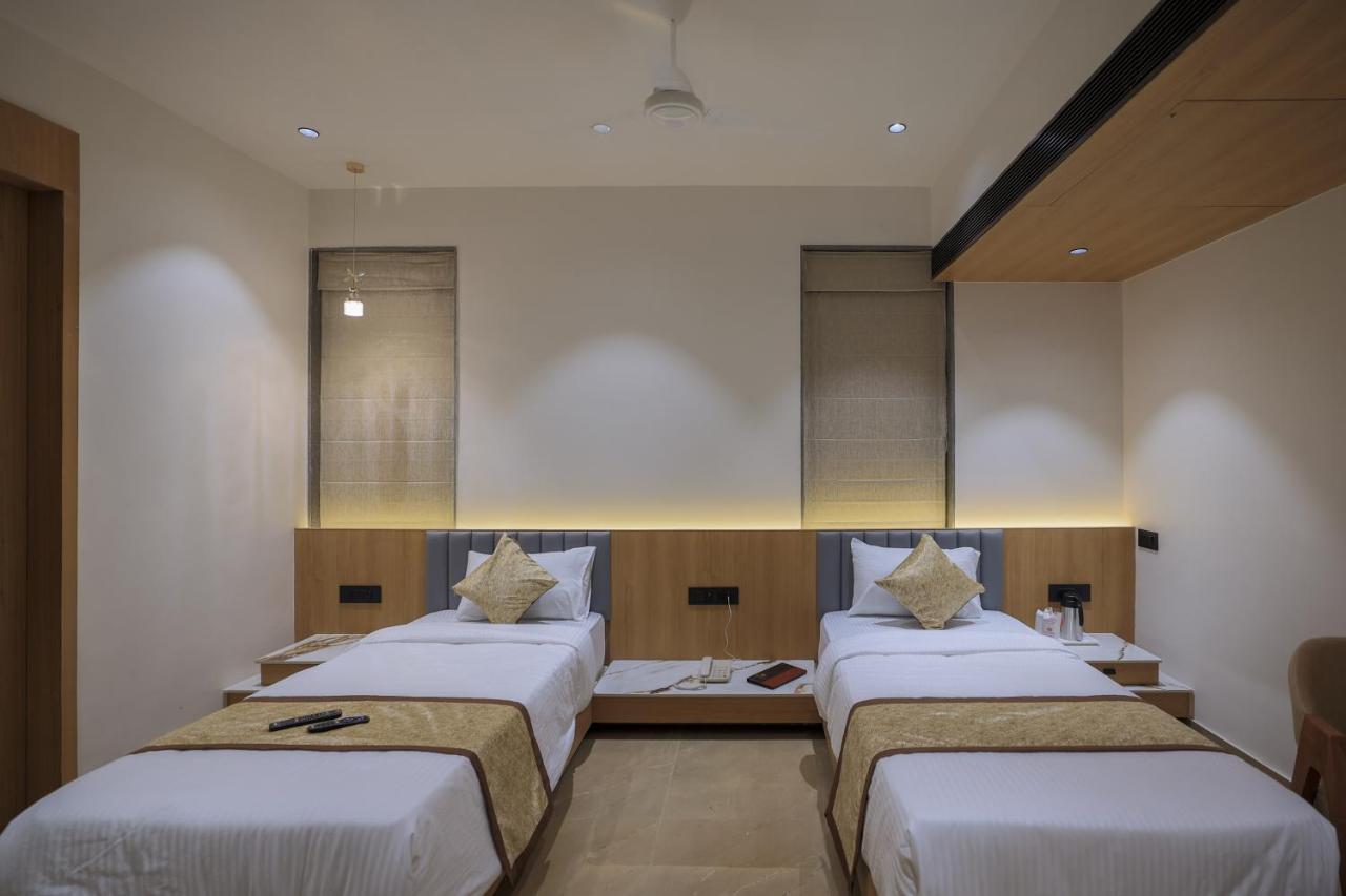 Hotel Aditya Mansingh Inn Somnāth 외부 사진