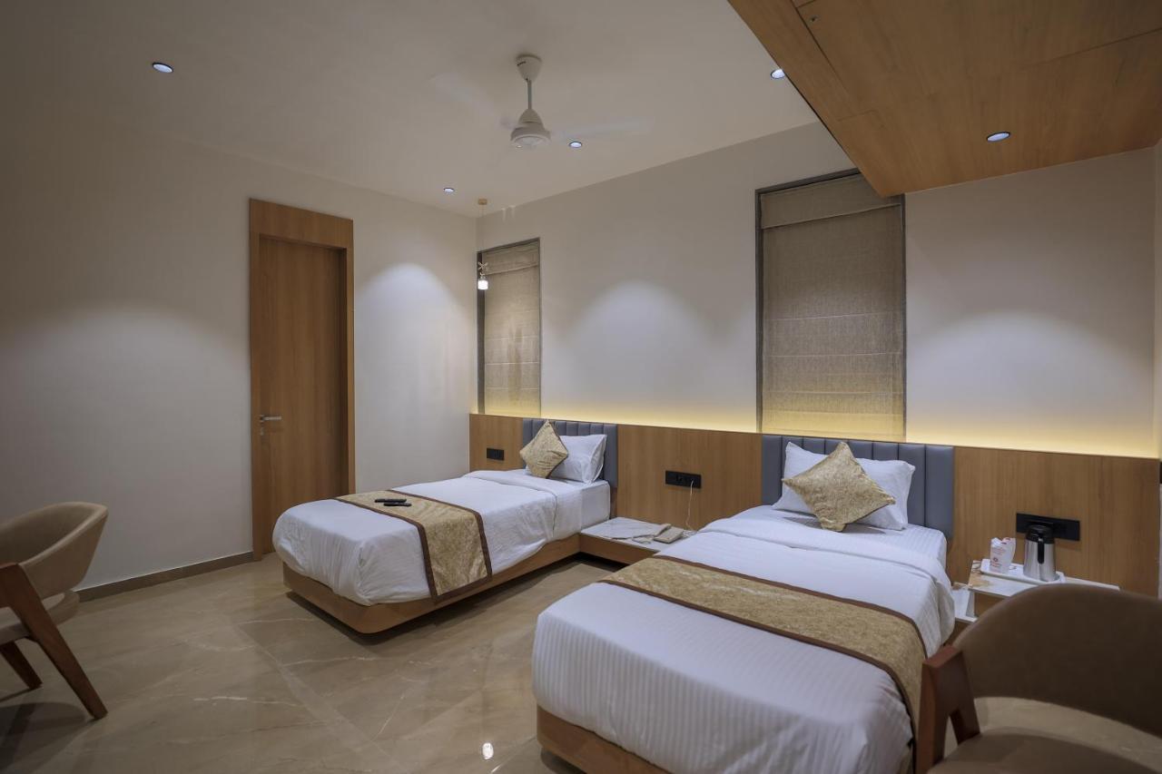 Hotel Aditya Mansingh Inn Somnāth 외부 사진