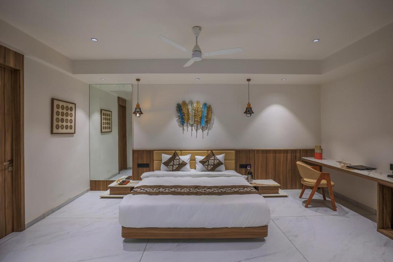 Hotel Aditya Mansingh Inn Somnāth 외부 사진