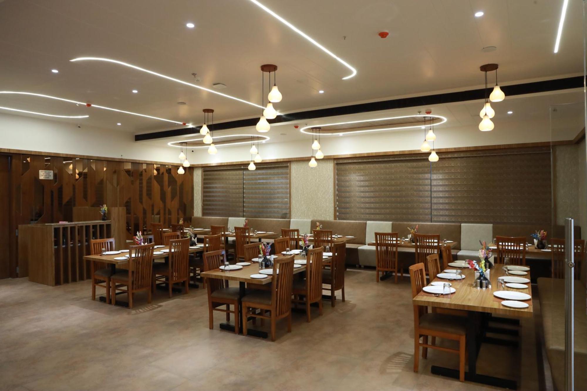 Hotel Aditya Mansingh Inn Somnāth 외부 사진
