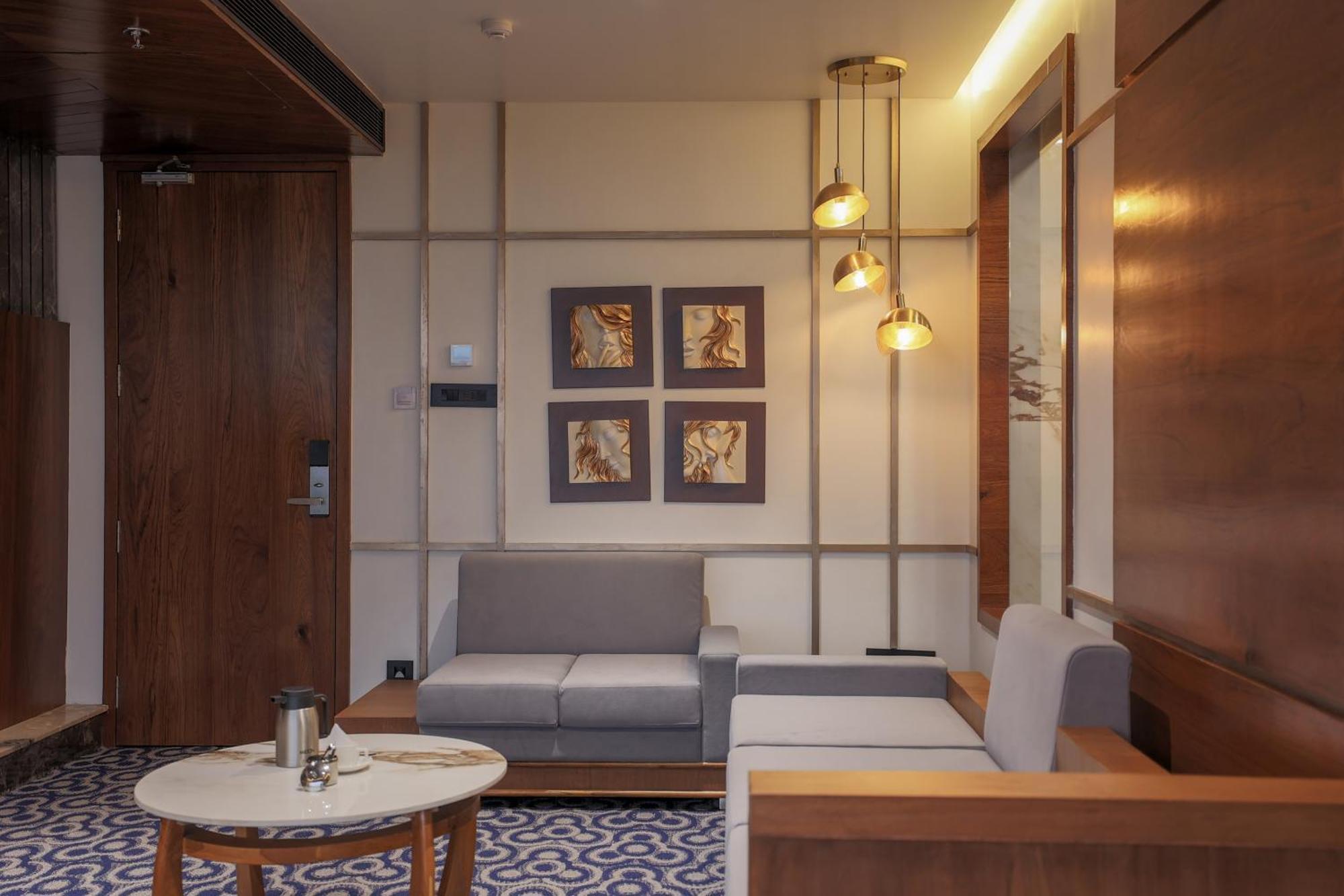 Hotel Aditya Mansingh Inn Somnāth 외부 사진